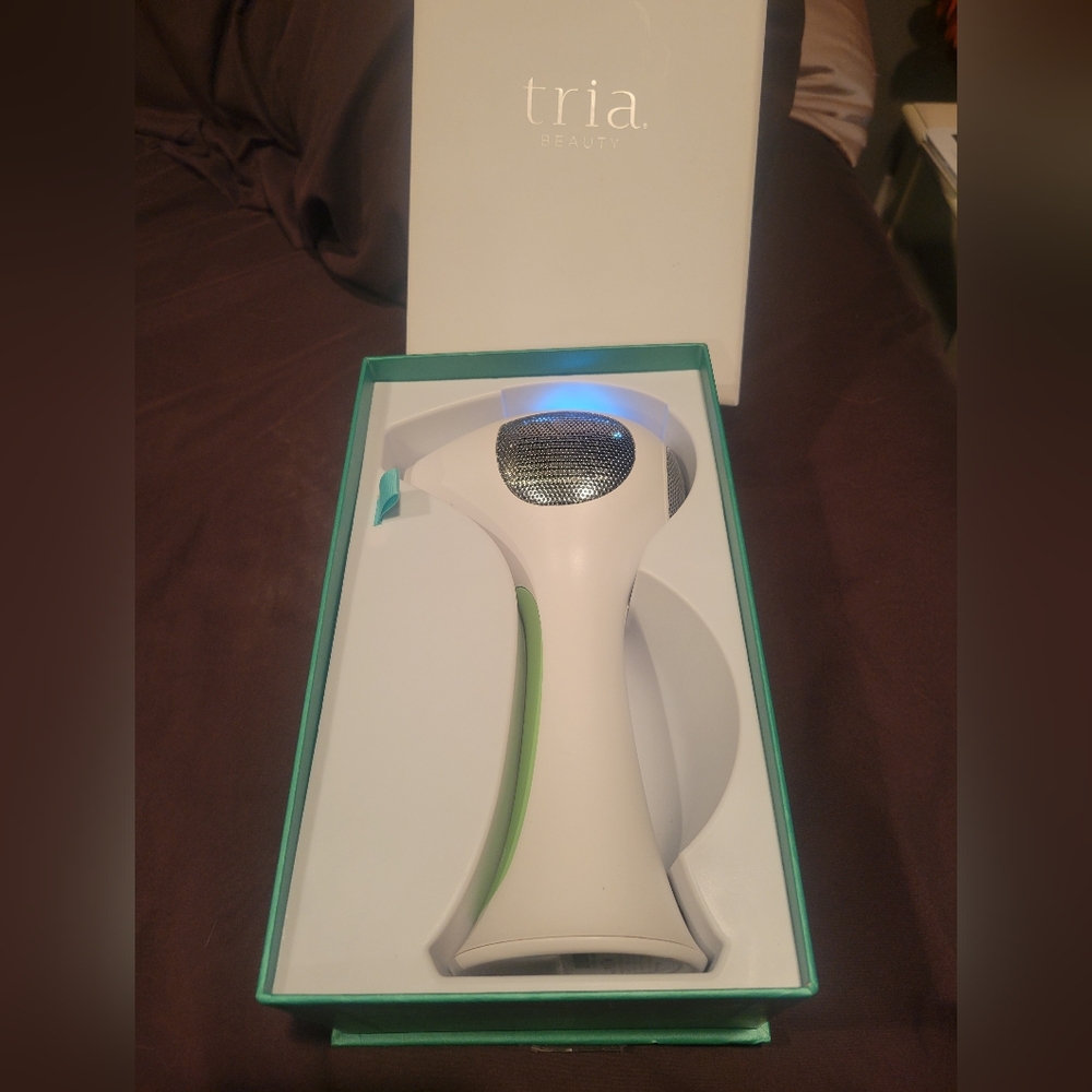 White and Green Hair Removal Laser